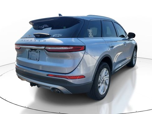 Used 2022 Lincoln Corsair FWD w/ Towing Package image 5