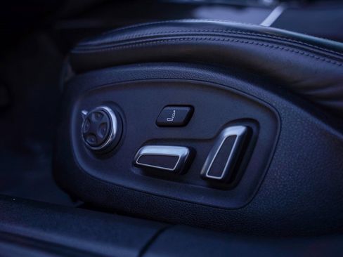 Used 2017 Audi S7 Prestige w/ Prestige Package image 18