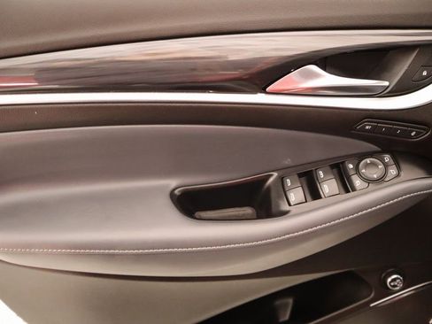 Used 2023 Buick Enclave Premium image 17