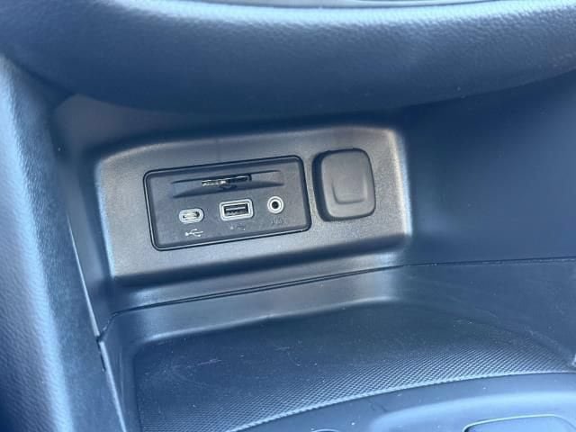 Used 2024 Chevrolet Equinox RS w/ RS Leather Package AWD/4WD image 30