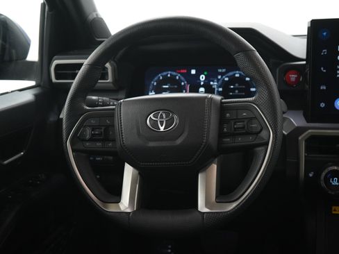 Used 2024 Toyota Tacoma TRD Off-Road w/ TRD Off Road Premium Package AWD/4WD image 19