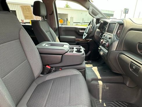 Certified 2022 Chevrolet Silverado 1500 RST w/ Z71 Off-Road Package AWD/4WD image 12