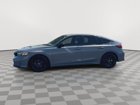 Used 2025 Honda Civic Sport image 5