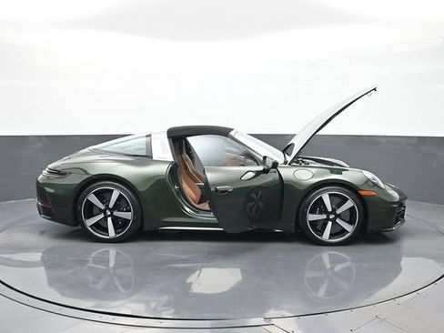 Certified 2026 Porsche 911 Targa 4S AWD/4WD image 29