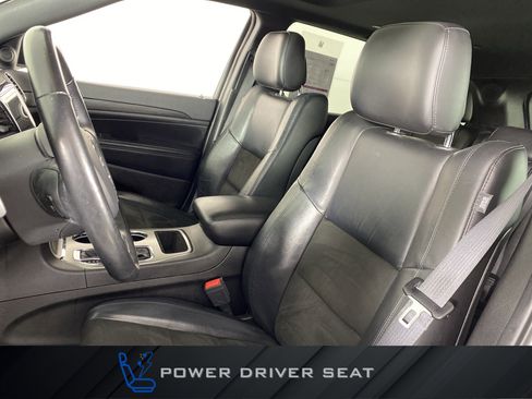 Used 2021 Jeep Grand Cherokee Laredo X AWD/4WD image 18