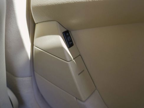 Used 2004 Mercedes-Benz S 500 image 34