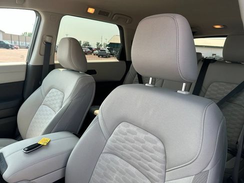 Used 2024 Nissan Pathfinder SV AWD/4WD image 13