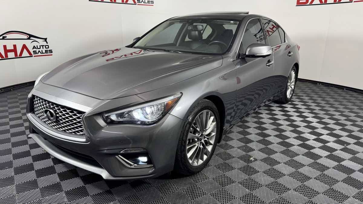 Used 2021 INFINITI Q50 Luxe w/ Seat & Sound Package RWD image 4