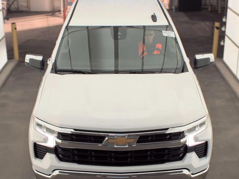 Used 2025 Chevrolet Silverado 1500 LT RWD image 3