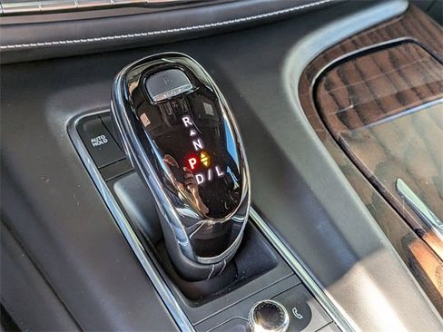 Used 2023 Cadillac Escalade Premium Luxury Platinum w/ Heavy-Duty Trailer Package image 22