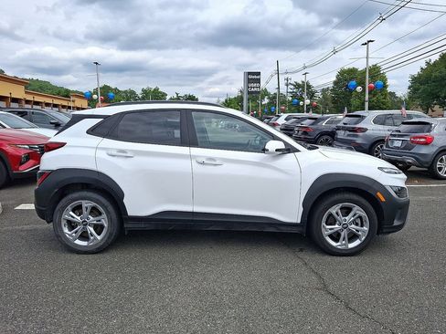Used 2023 Hyundai Kona SEL AWD/4WD image 8
