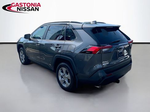 Used 2024 Toyota RAV4 XLE AWD/4WD image 6
