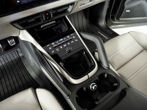 Certified 2026 Porsche Cayenne GTS image 18