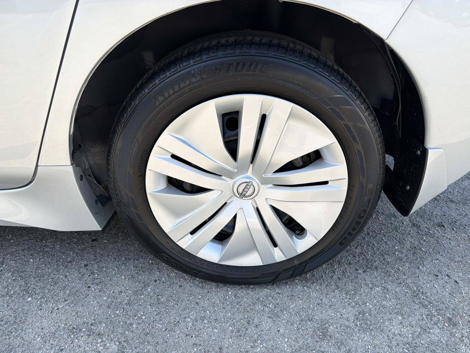 Used 2023 Nissan Leaf S FWD image 6