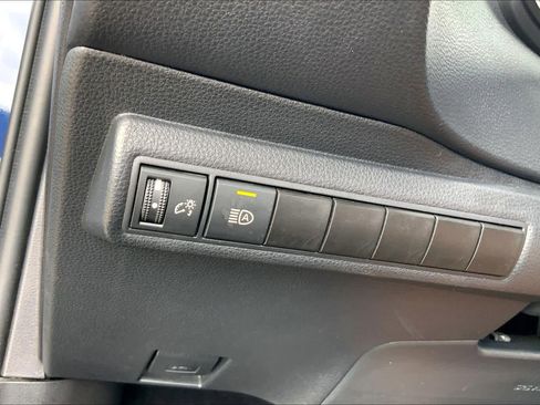 Used 2024 Toyota Corolla LE image 33