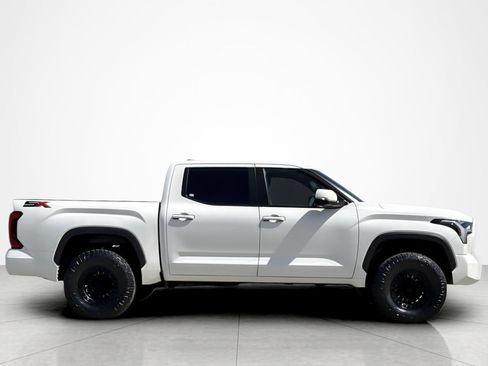 Used 2025 Toyota Tundra SR5 w/ SR5 Convenience Package AWD/4WD image 2