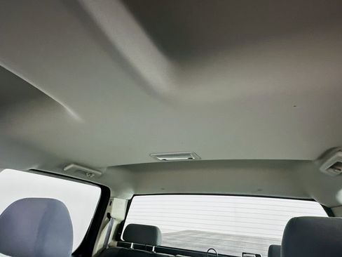 Used 2009 GMC Sierra 2500 SLE w/ Convenience Package image 19