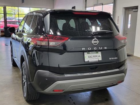 Used 2022 Nissan Rogue SV AWD/4WD image 8