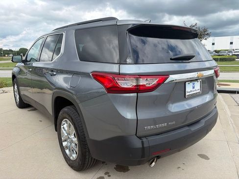 Used 2021 Chevrolet Traverse LT AWD/4WD image 5