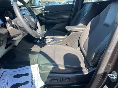Used 2023 Buick Encore GX Select image 19