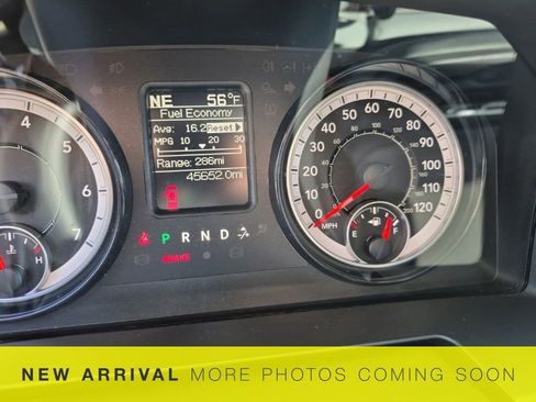 Used 2019 RAM 1500 Classic SLT AWD/4WD image 14