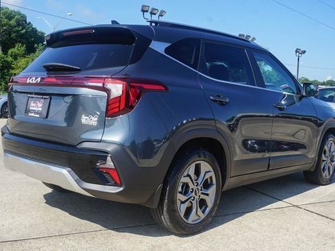 Used 2024 Kia Seltos S image 4