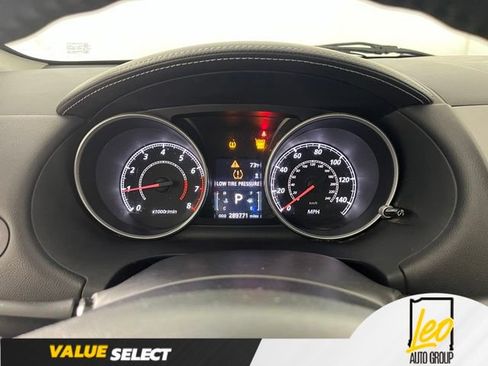 Used 2012 Mitsubishi Outlander SE AWD/4WD image 18