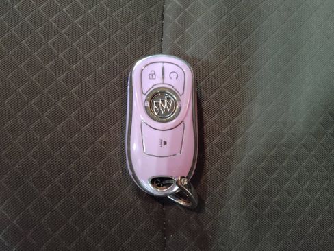 Used 2018 Buick Encore Preferred FWD image 32