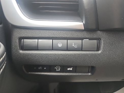 Used 2023 Nissan Rogue Platinum w/ Platinum Premium Package image 13