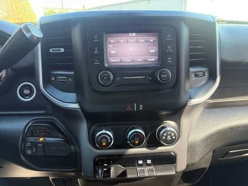 Used 2020 RAM 2500 Big Horn image 26