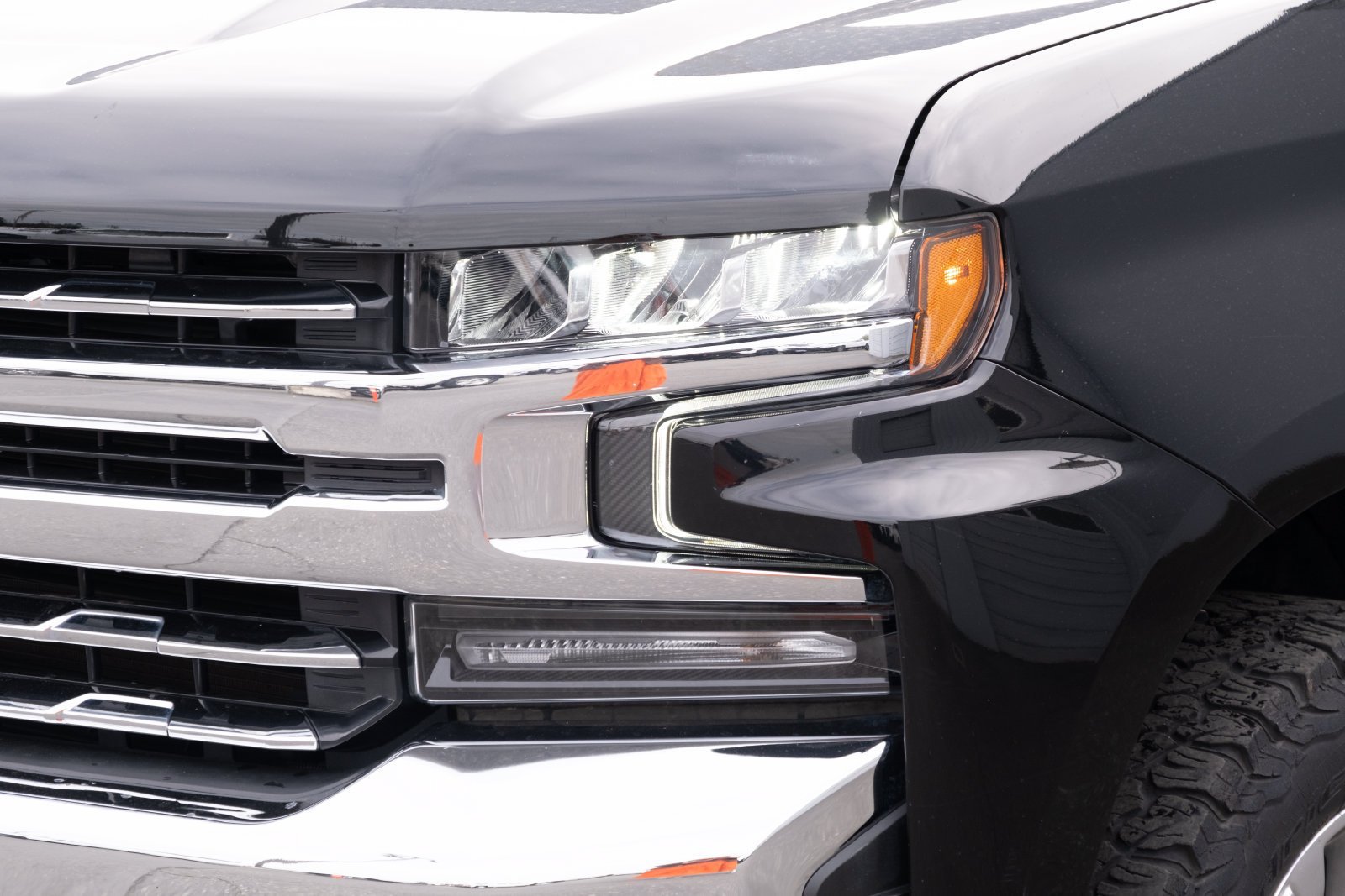 Used 2021 Chevrolet Silverado 1500 LTZ w/ Z71 Off-Road Package AWD/4WD image 23