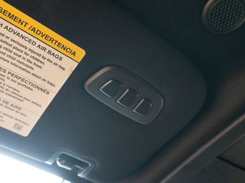 Used 2022 Ford Explorer ST w/ Equipment Group 401A AWD/4WD image 39
