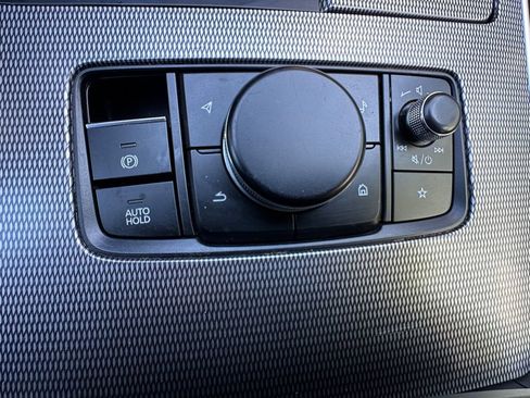 Used 2024 MAZDA CX-90 Plug-In Hybrid w/ Premium Plus image 19