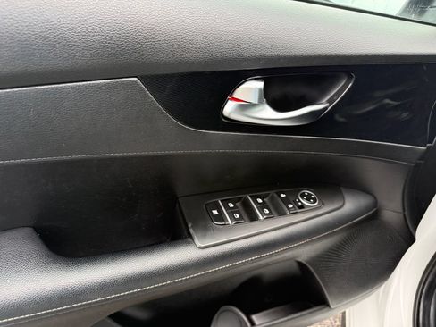 Used 2023 Kia Forte GT-Line FWD image 5