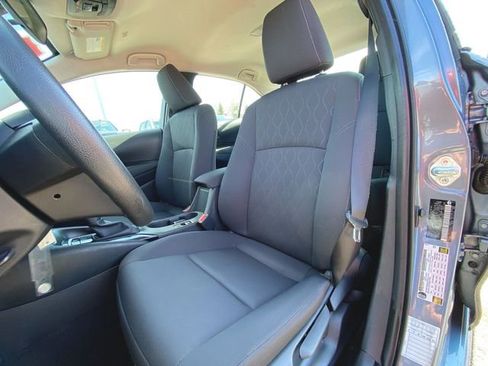 Used 2024 Toyota Corolla LE FWD image 17