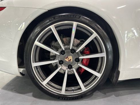 Used 2013 Porsche 911 Carrera S RWD image 9