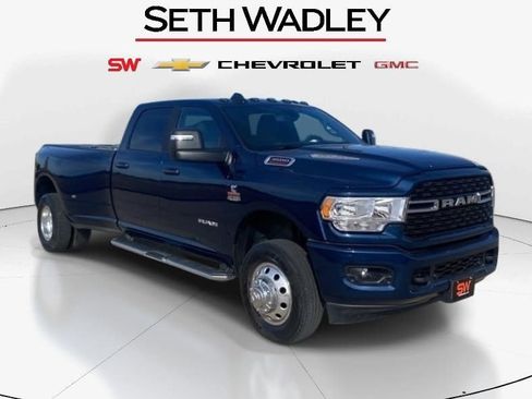 Used 2024 RAM 3500 Big Horn w/ Sport Appearance Package image 7