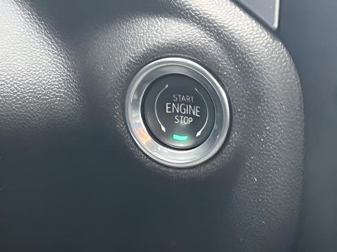 Used 2019 GMC Sierra 1500 SLE w/ SLE Value Package image 22