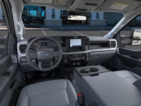 New 2026 Ford F550 4x4 Crew Cab image 9