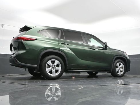 Used 2023 Toyota Highlander L image 46