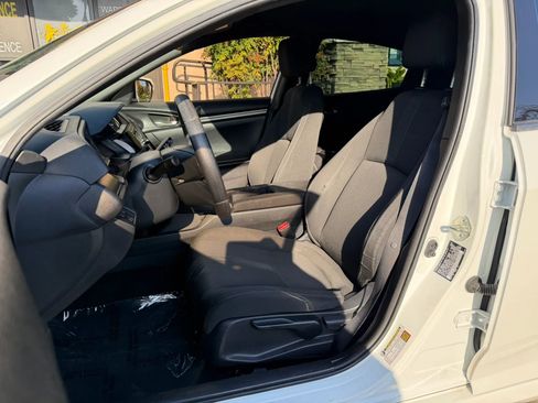 Used 2019 Honda Civic LX image 9