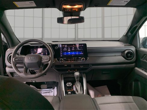 Used 2023 Chevrolet Colorado Trail Boss w/ Technology Package image 24