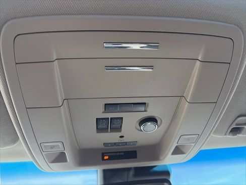 Used 2018 GMC Yukon XL SLT w/ Open Road Package image 27