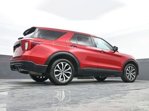 Used 2022 Ford Explorer ST image 28