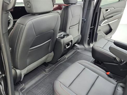 Used 2026 Chevrolet Traverse Z71 AWD/4WD image 19