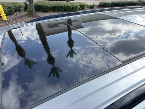 Used 2024 Cadillac Escalade Sport image 11