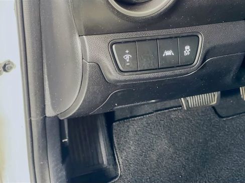 Used 2020 Kia Forte LXS FWD image 11
