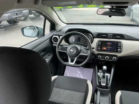 Used 2021 Nissan Versa SV FWD image 21