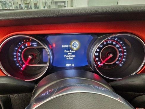 Used 2020 Jeep Wrangler Unlimited Rubicon AWD/4WD image 19