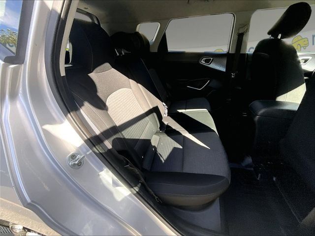 Used 2020 Kia Soul S FWD image 22